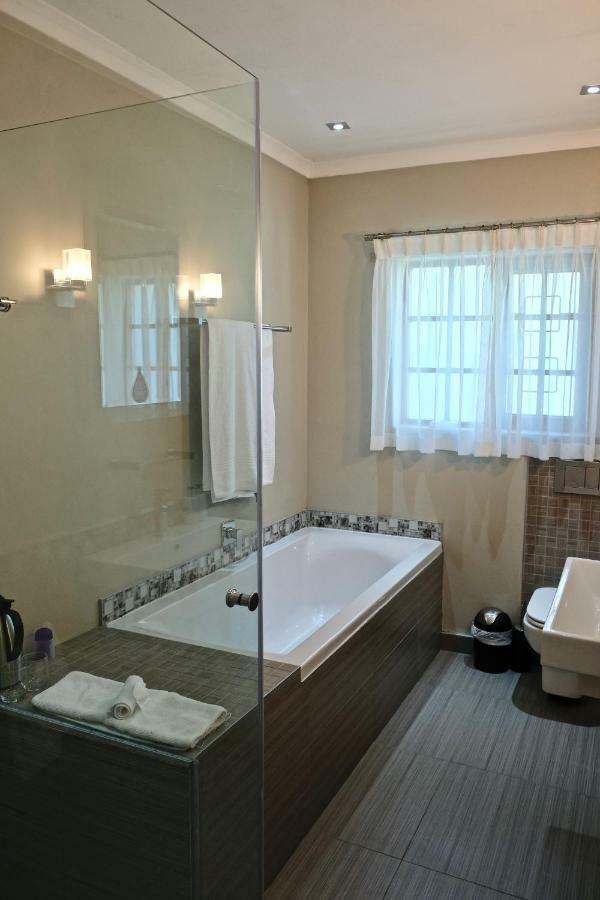 Gardenview Guest House Port Elizabeth Exterior photo